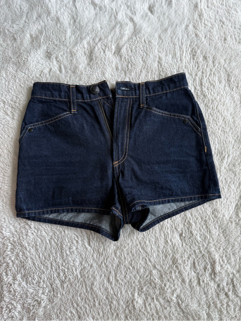 Rag & Bone Ellie High Waisted Denim Shorts - Picture 4 of 4
